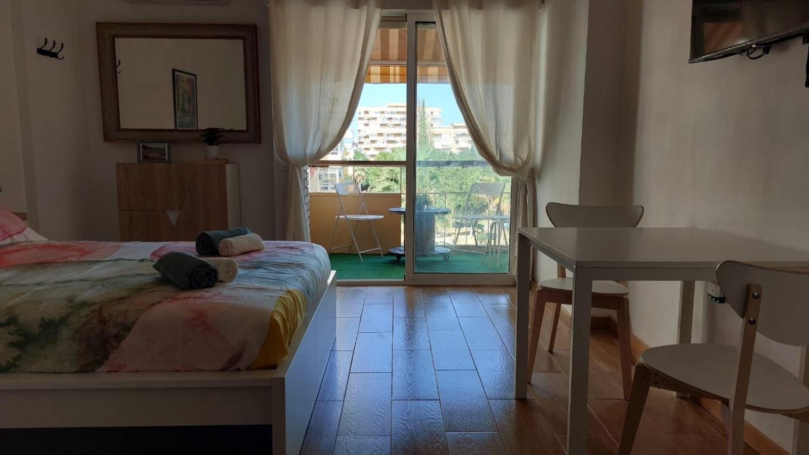 Appartamento Beautiful Flat Benalmádena Esterno foto